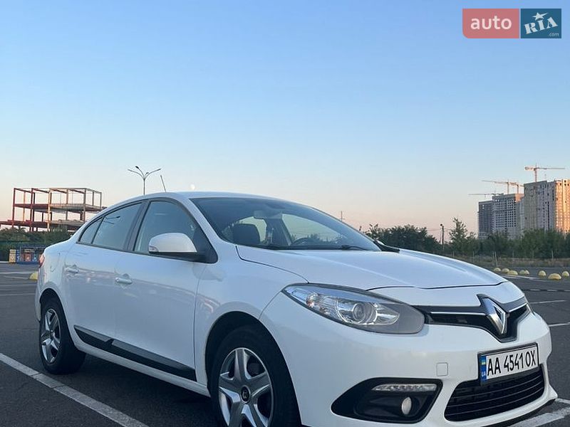 Седан Renault Fluence 2015 в Києві