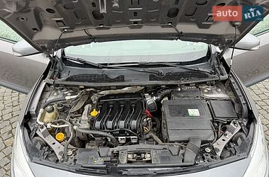 Седан Renault Fluence 2010 в Жовкве