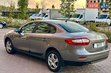 Седан Renault Fluence 2016 в Киеве