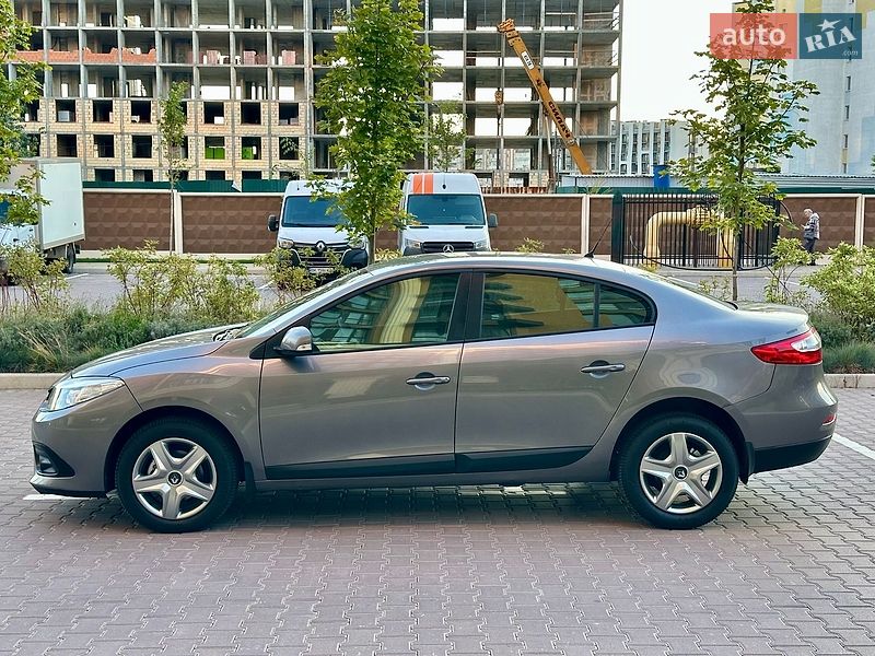 Седан Renault Fluence 2016 в Киеве