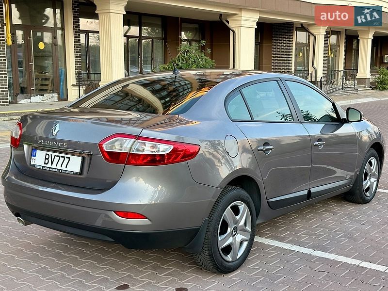 Седан Renault Fluence 2016 в Киеве