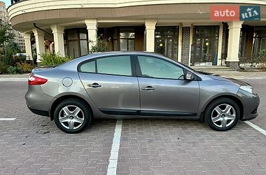 Седан Renault Fluence 2016 в Киеве