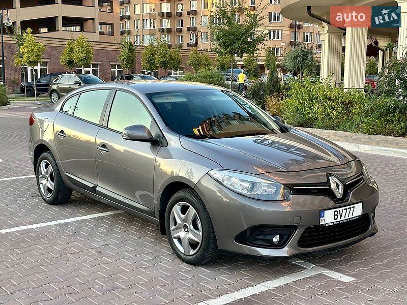 Седан Renault Fluence 2016 в Киеве