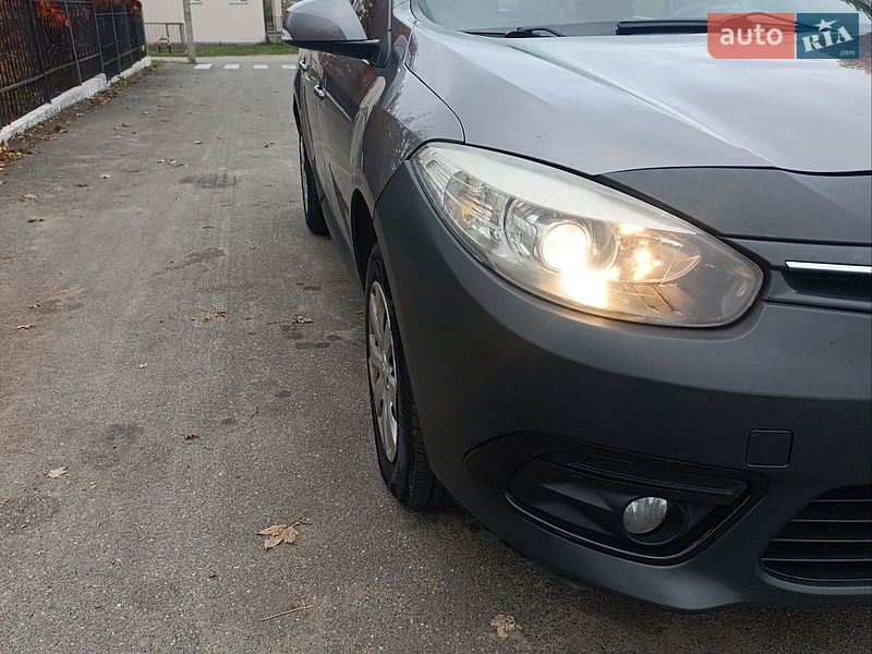 Седан Renault Fluence 2013 в Бородянке
