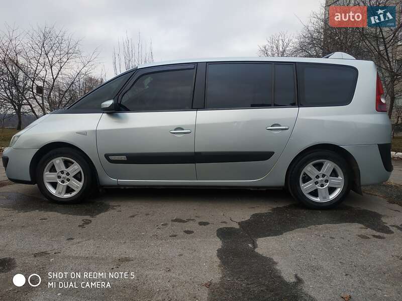 Минивэн Renault Grand Espace 2004 в Лозовой