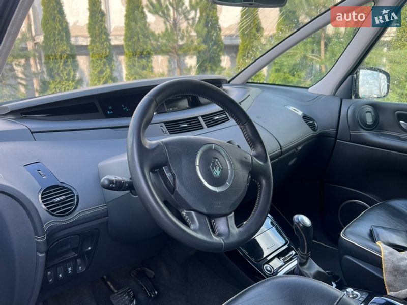 Минивэн Renault Grand Espace 2011 в Золочеве