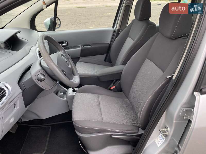 Микровэн Renault Grand Modus 2009 в Одессе