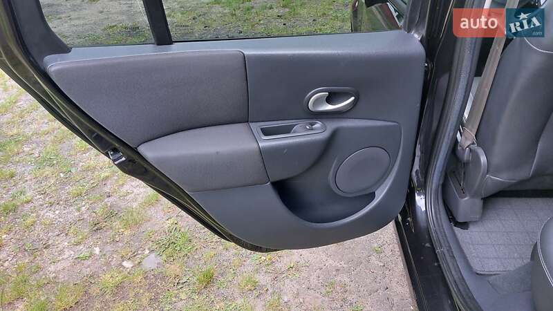 Мікровен Renault Grand Modus 2008 в Луцьку