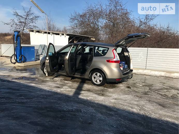 Мінівен Renault Grand Scenic 2011 в Дрогобичі