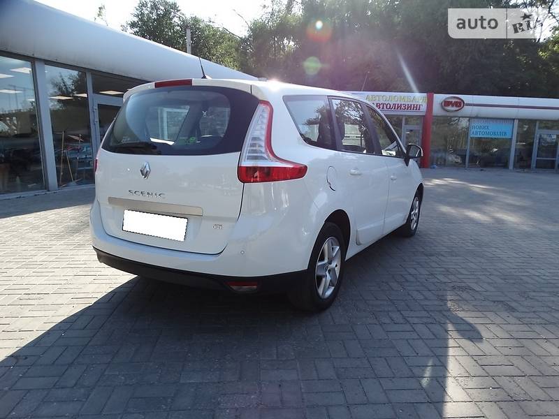 Універсал Renault Grand Scenic 2014 в Дніпрі