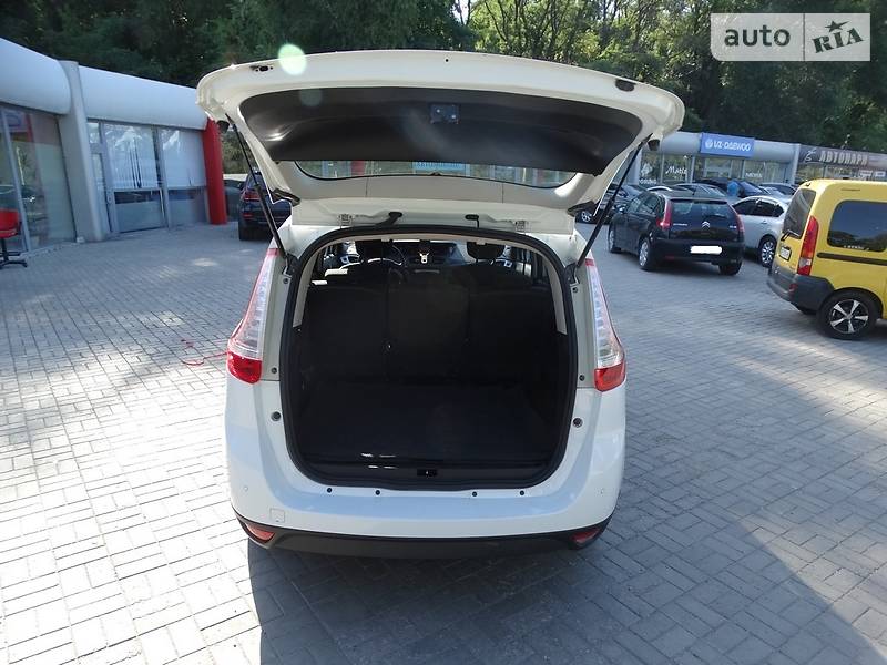 Універсал Renault Grand Scenic 2014 в Дніпрі