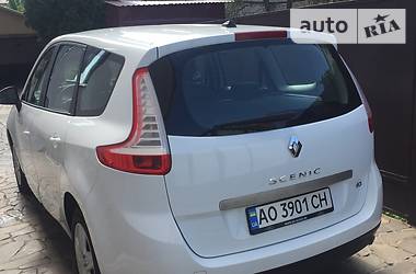 Минивэн Renault Grand Scenic 2015 в Хусте