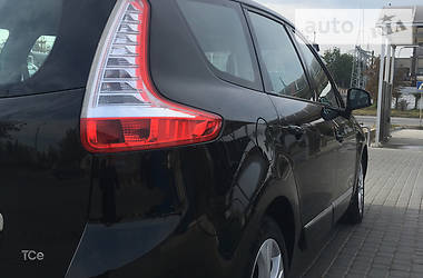 Мінівен Renault Grand Scenic 2012 в 