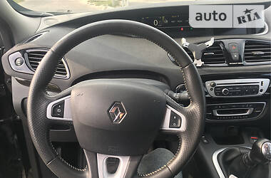 Мінівен Renault Grand Scenic 2012 в 