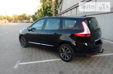 Мінівен Renault Grand Scenic 2014 в 