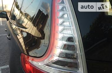 Мінівен Renault Grand Scenic 2014 в 