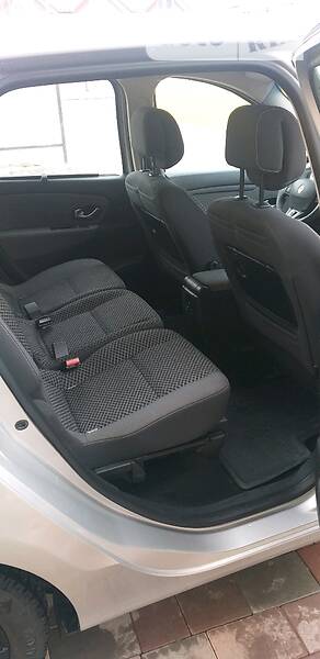 Мінівен Renault Grand Scenic 2012 в Збаражі