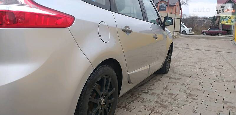 Мінівен Renault Grand Scenic 2012 в Збаражі
