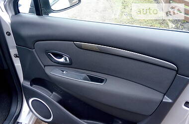 Універсал Renault Grand Scenic 2010 в 