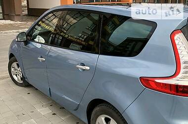 Мінівен Renault Grand Scenic 2010 в 