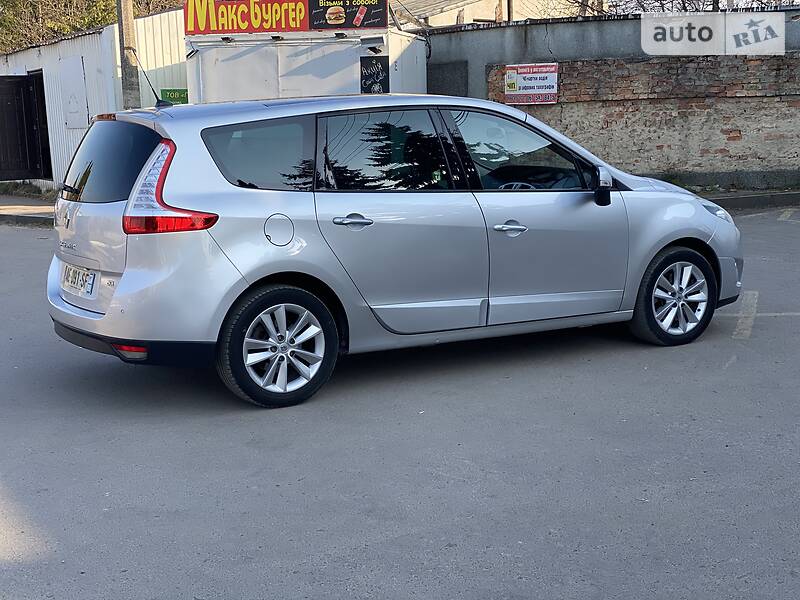 Мінівен Renault Grand Scenic 2010 в Дубні