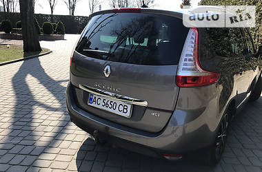 Мінівен Renault Grand Scenic 2013 в 
