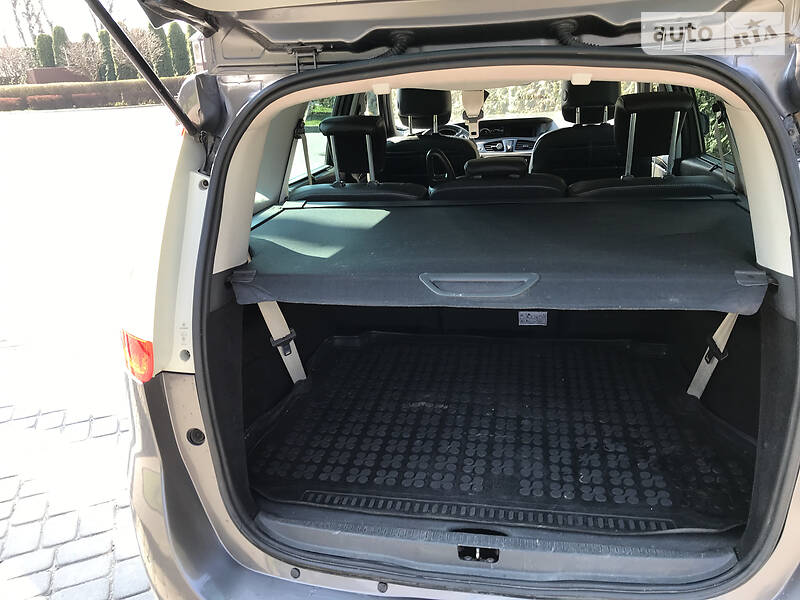 Минивэн Renault Grand Scenic 2013 в Луцке