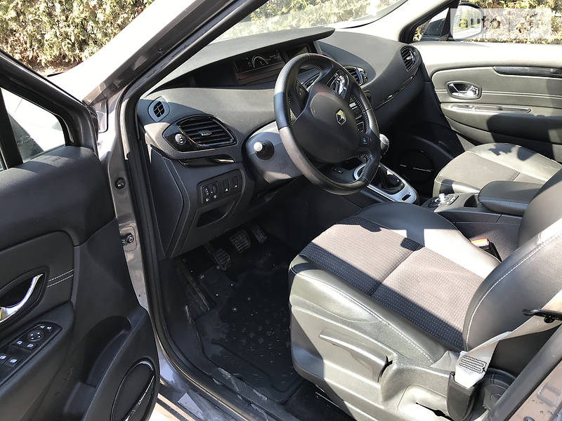 Минивэн Renault Grand Scenic 2013 в Луцке