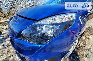 Мінівен Renault Grand Scenic 2010 в 