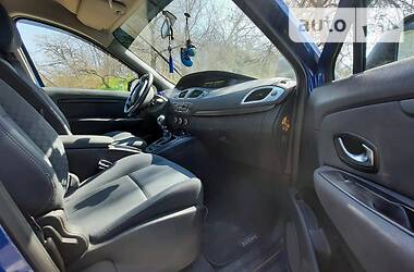 Мінівен Renault Grand Scenic 2010 в 