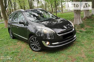 Мінівен Renault Grand Scenic 2013 в 