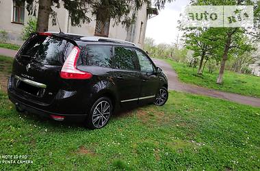 Мінівен Renault Grand Scenic 2013 в 