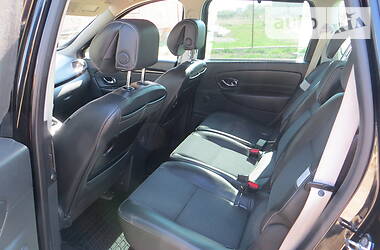 Мінівен Renault Grand Scenic 2013 в 