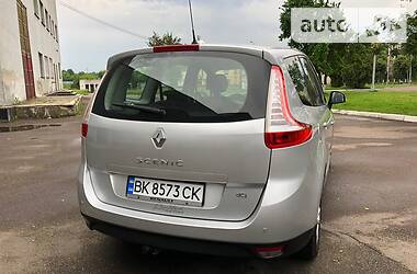 Минивэн Renault Grand Scenic 2012 в Ровно