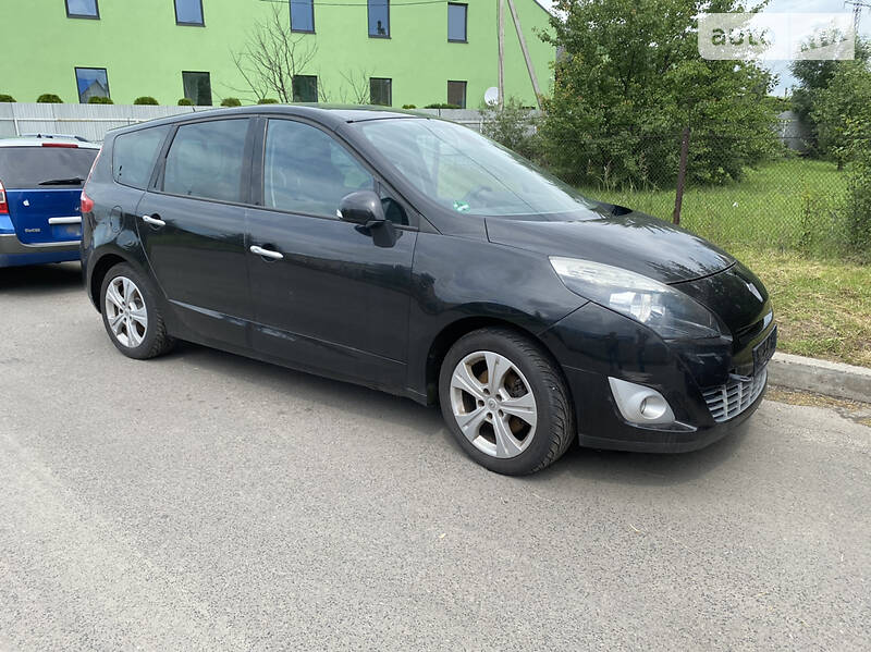 Универсал Renault Grand Scenic 2010 в Луцке