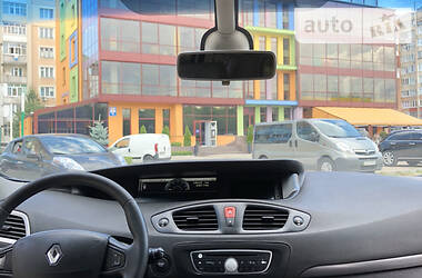 Мінівен Renault Grand Scenic 2010 в 
