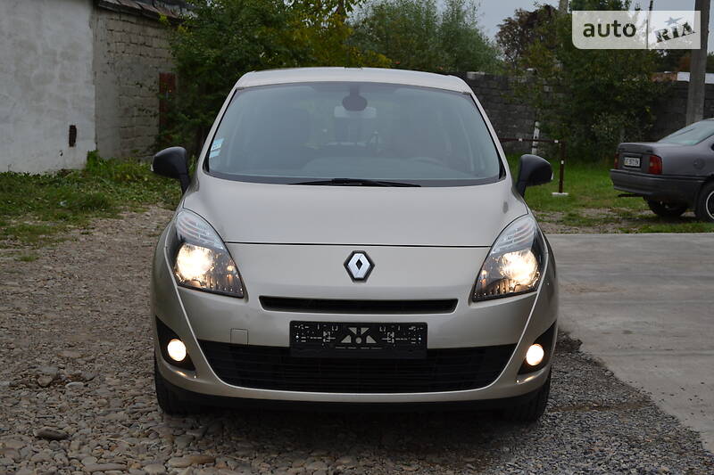 Мінівен Renault Grand Scenic 2010 в Калуші