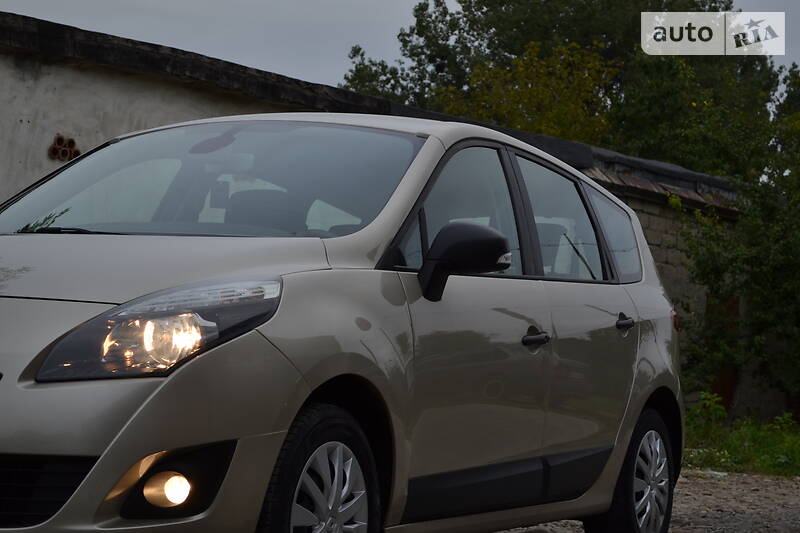 Мінівен Renault Grand Scenic 2010 в Калуші