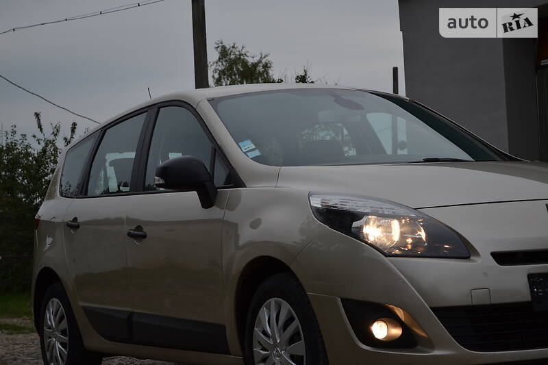 Мінівен Renault Grand Scenic 2010 в Калуші