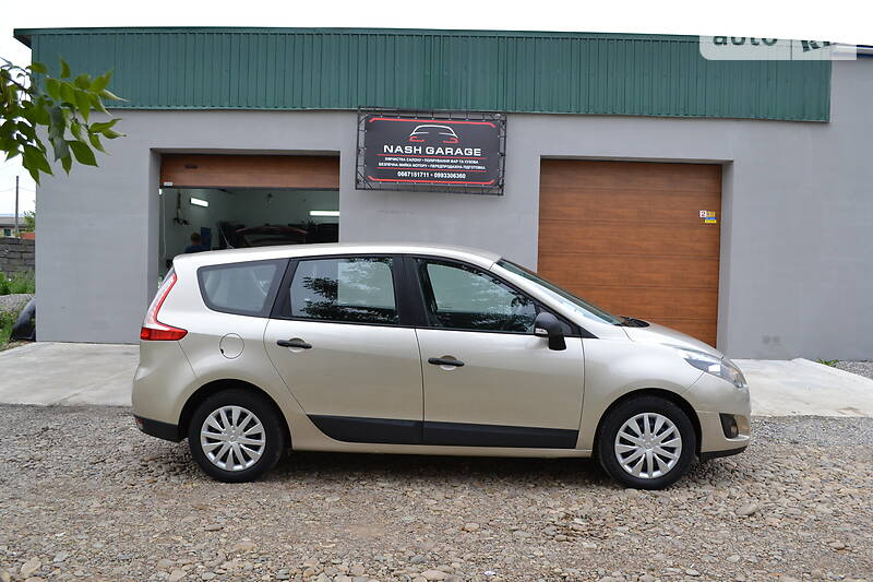 Мінівен Renault Grand Scenic 2010 в Калуші