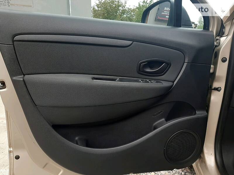 Мінівен Renault Grand Scenic 2010 в Калуші