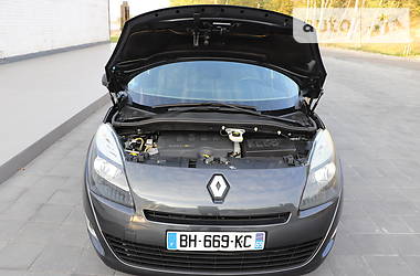 Мінівен Renault Grand Scenic 2011 в Кременчуці