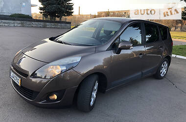 Универсал Renault Grand Scenic 2010 в Ровно