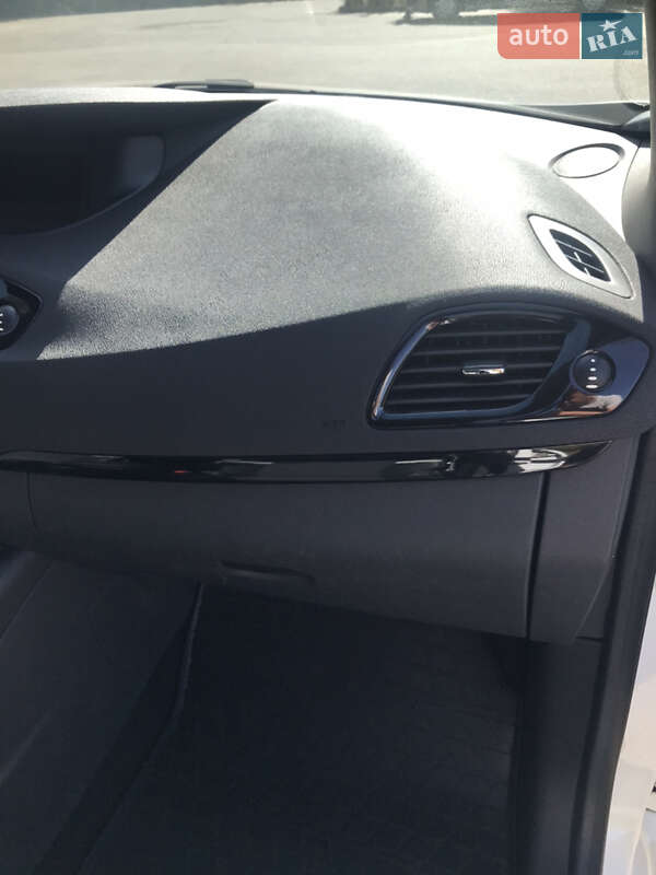 Минивэн Renault Grand Scenic 2012 в Львове фото 8 Минивэн Renault Grand Scenic 2012 в Львове