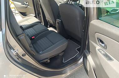 Минивэн Renault Grand Scenic 2015 в Дубно