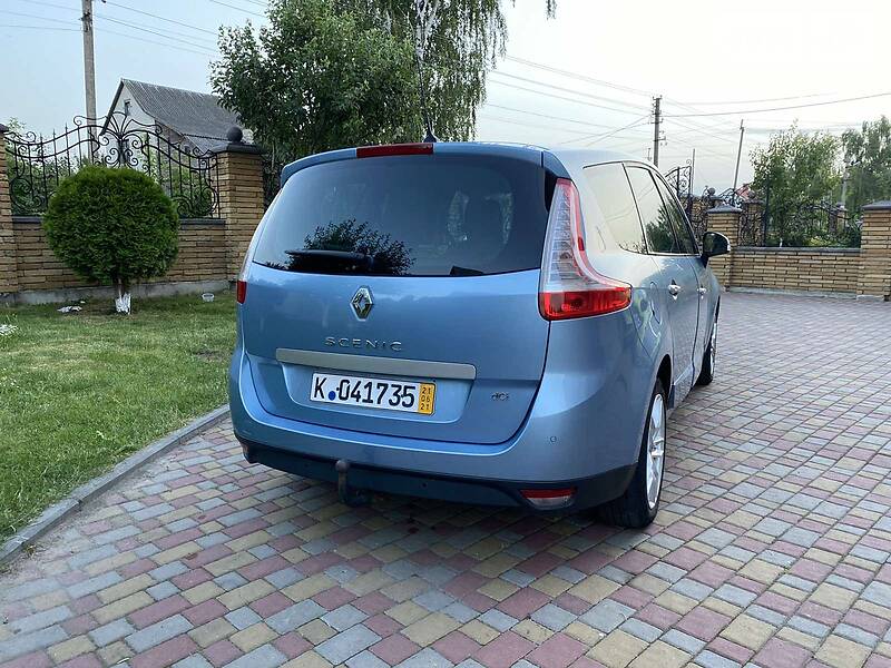 Універсал Renault Grand Scenic 2011 в Рівному