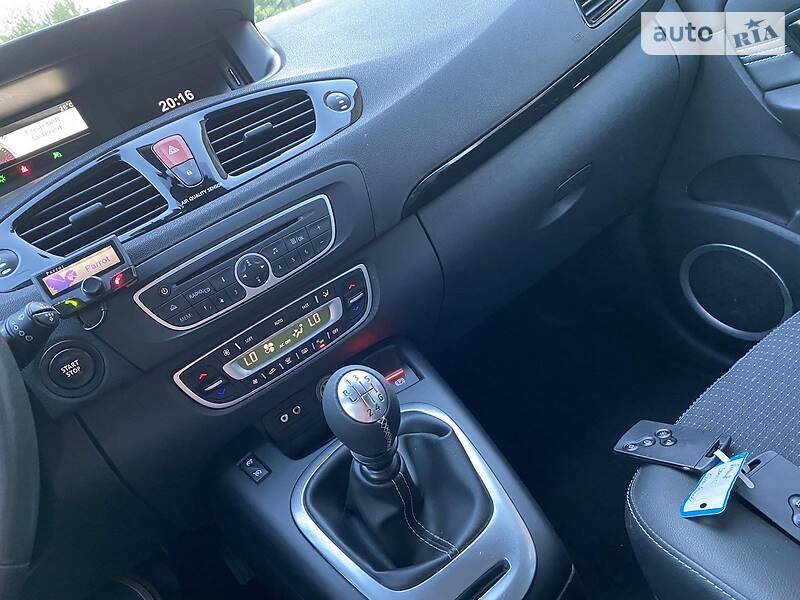 Універсал Renault Grand Scenic 2011 в Рівному