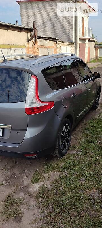 Renault Grand Scenic Renault Grand Scenic