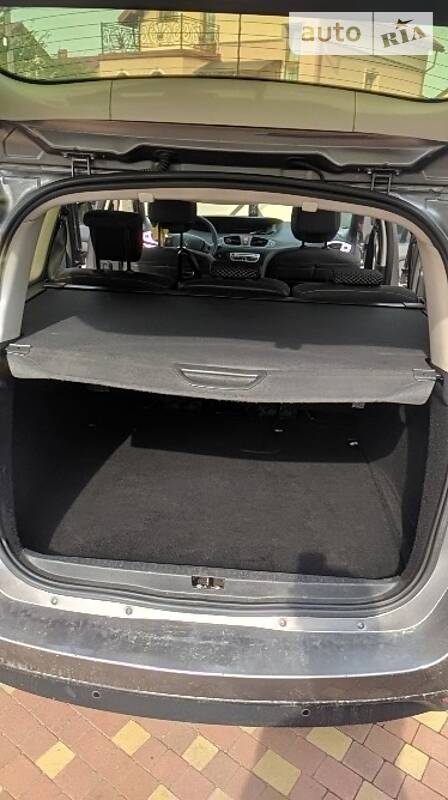 Мінівен Renault Grand Scenic 2011 в Львові