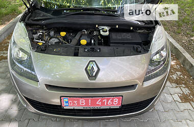 Универсал Renault Grand Scenic 2011 в Полтаве